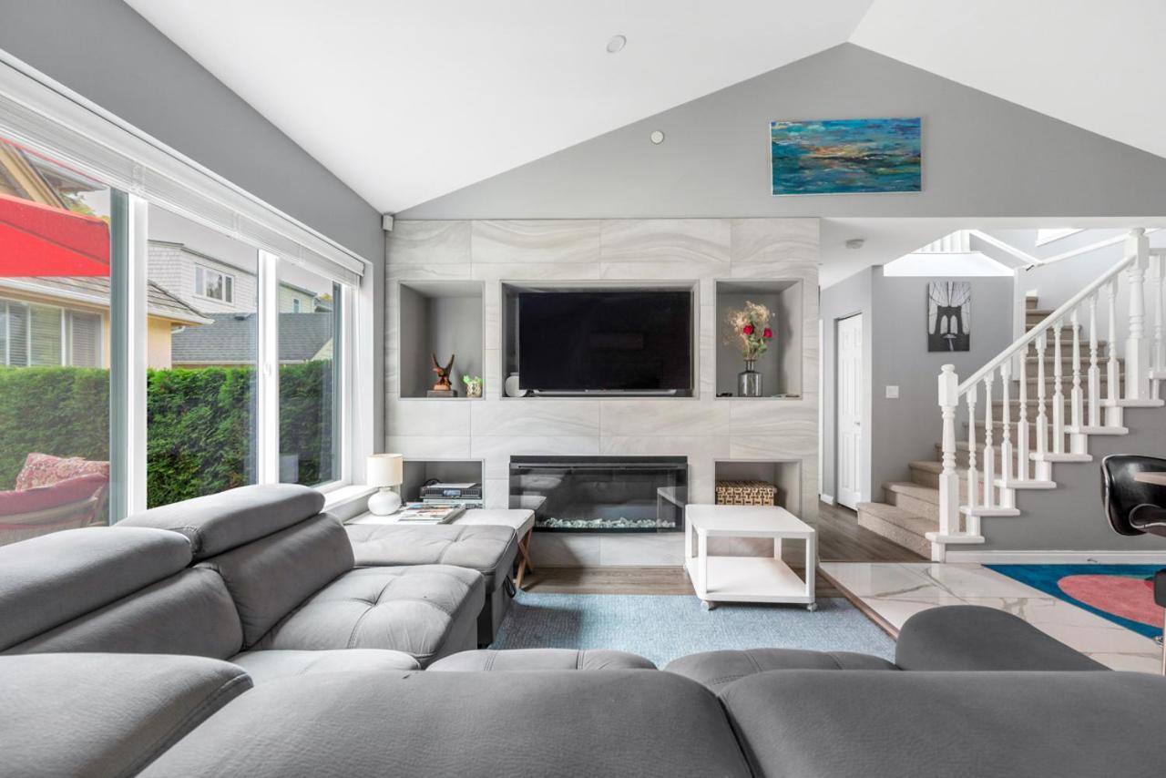 Stylish Dual Bedroom Suite In Van West Vancouver Exterior foto